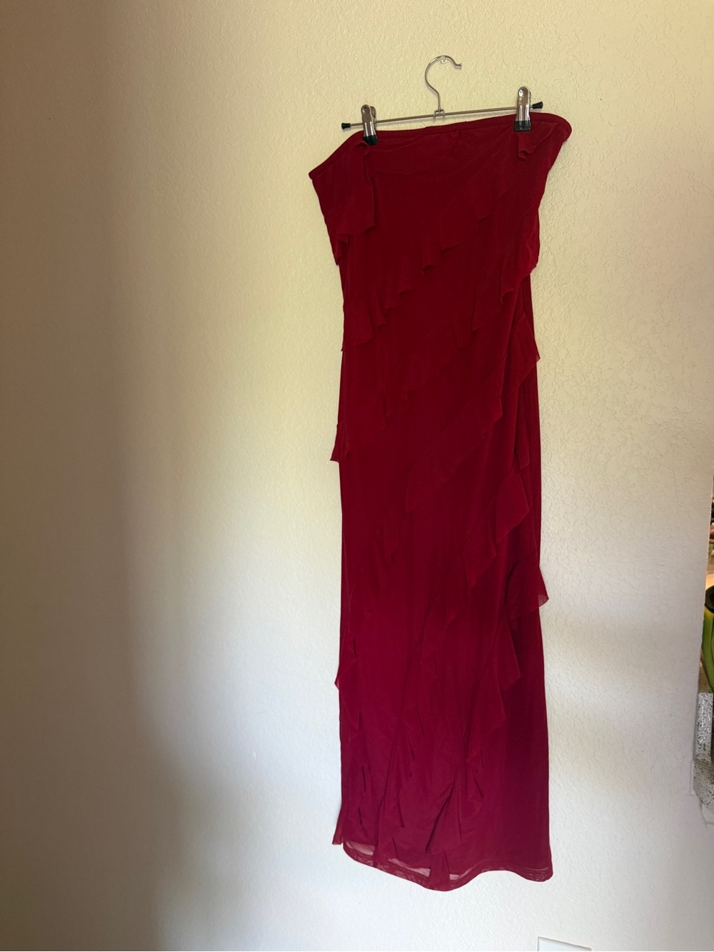 Red Ruffled Strapless Women's Dress
